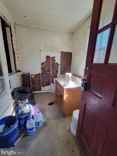 1123 Harrisburg Pike, Carlisle PA  17013-1618 exterior