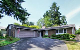 1210 Mount Dr, Tacoma, WA 98466-6536