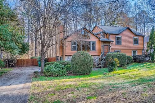 3838 Woodrose Ct, Lithonia, GA 30039-8427