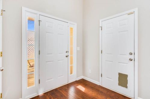945 Brushy Creek Ct, Suwanee, GA 30024-3895