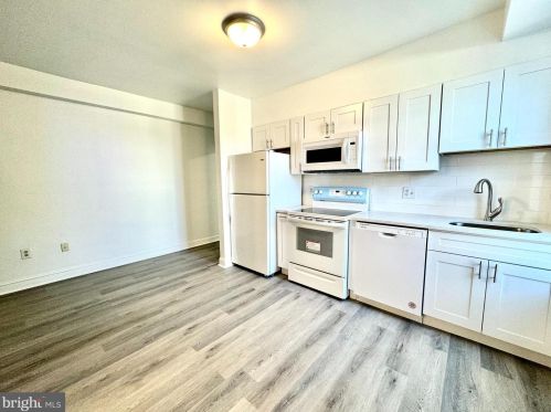 20 40th St, Philadelphia, PA 19104-3009