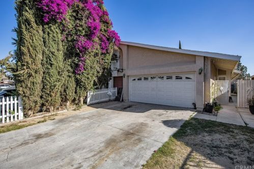 5660 Sexton Ln, Riverside, CA 92509-6663