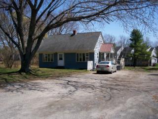 130 Skowhegan Rd, Fairfield, ME 04937-3306