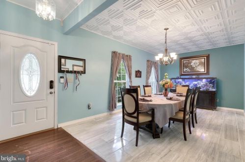 13569 Halter Pl, Woodbridge, VA 22192-3900