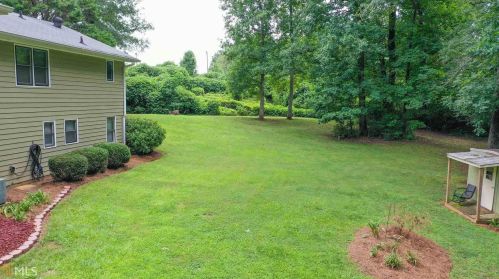 4153 Highway 155, Stockbridge GA  30281-4011 exterior