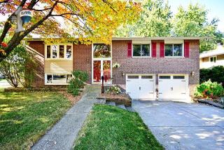 6832 Kincaid Ct, Downers Grove, IL 60517-1626