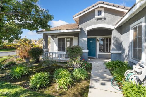 2103 Indiana Dr, Oxnard, CA 93036-8222