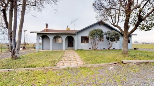 11043 Alvarado Rd, Valley Home, CA 95361-8461