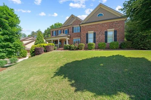 617 Rocky Creek Pt, Holly Springs, GA 30188-4727