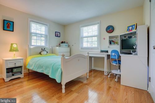 151 Cedar Ln, Princeton NJ  08540-5349 exterior