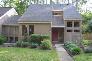 26 Dame Kathryn Dr, Savannah GA  31411-1604 exterior