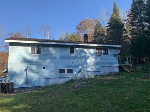 28 Mcsherry Ln, Sumner, ME 04220-5632