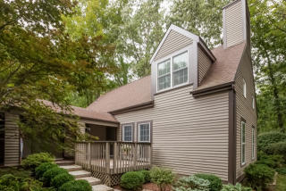 19 Long Hill Farm, Guilford, CT 06437-1867