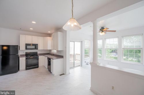 1007 Carbondale Way, Gambrills MD  21054-1652 exterior