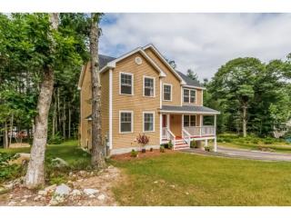 22 Valleyview Dr, Merrimack, NH 03054-3103
