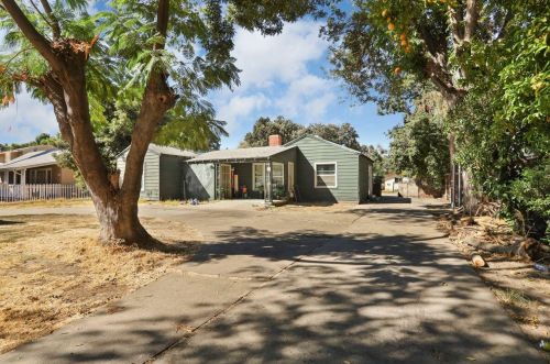 1029 Porter Ave, Stockton, CA 95207-4211