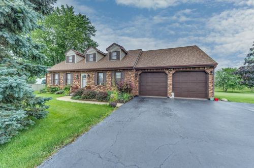 18827 Spring Creek St, Mokena, IL 60451-9675
