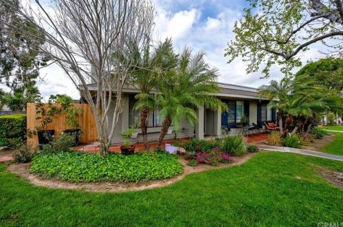 2322 Franzen Ave, Santa Ana, CA 92705-1757