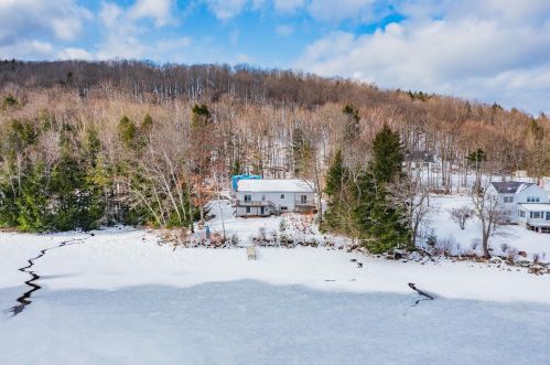 143 Algonquin Rd, Enfield, NH 03748-3820