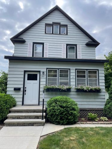 201 16th St, Benson, MN 56215-1112