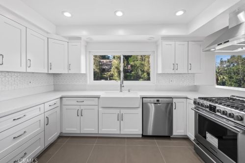 156 Peralta Hills Dr, Anaheim CA  92807-3431 exterior