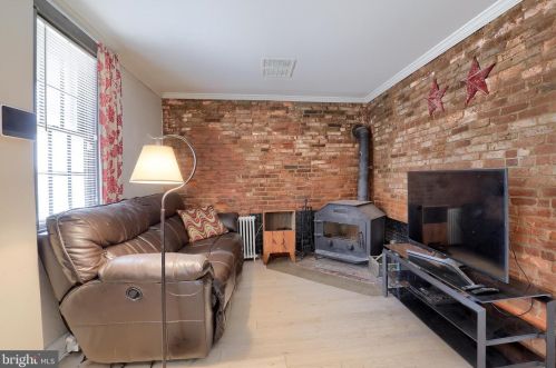 212 Howard Ave, Lancaster PA  17602-4208 exterior