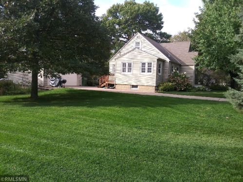 7692 Groveland Rd, Saint Paul MN  55112-3815 exterior