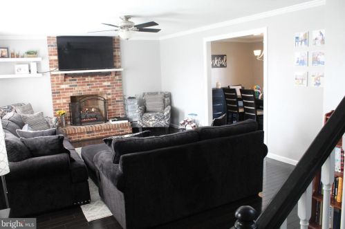 113 Brooks Dr, Fredericksburg, VA 22408-2903