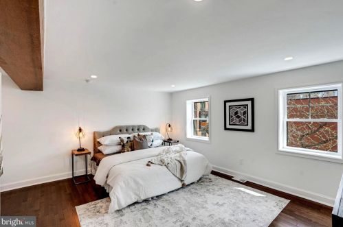 502 22nd St, Philadelphia PA 19146-1247 exterior