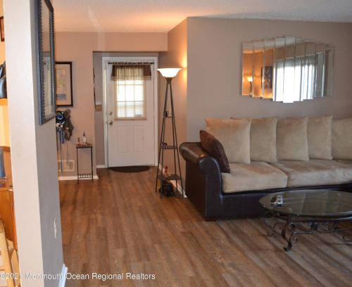 1902 Lilly Ln, Jackson Twp, NJ 08527-4144