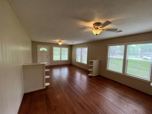 1629 Bernie Ave, Richmond TX  77471-5015 exterior