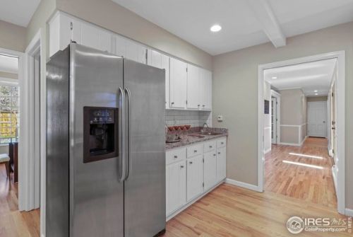 255 Mohawk Dr, Boulder CO  80303-3649 exterior