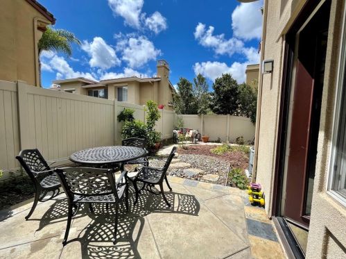 15 Salton, Irvine CA  92602-2425 exterior