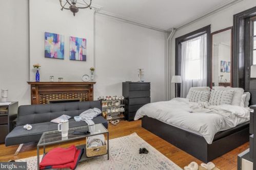 3953 Baltimore Ave, Philadelphia PA  19104-4503 exterior