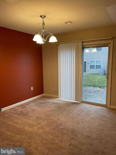 17 Spg Vw St, Carlisle PA 17013-4460 exterior