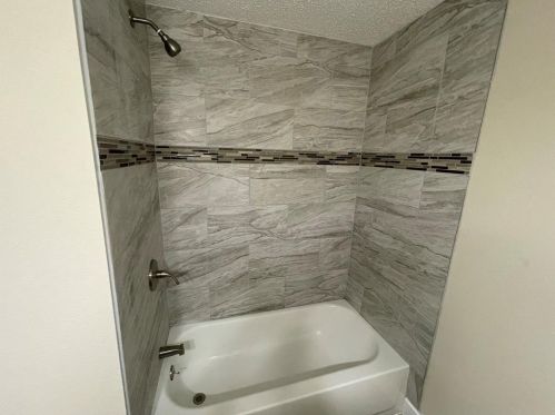 3800 Knox St, Fort Worth TX  76119-4819 exterior