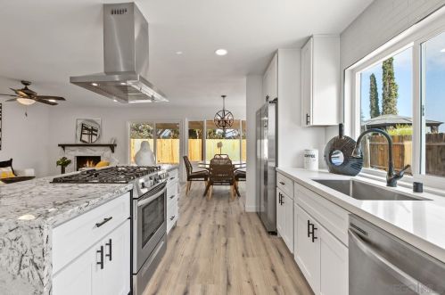 10918 Valldemosa Ln, San Diego, CA 92124-3022