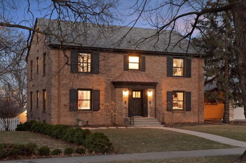 1330 Edgcumbe Rd, Saint Paul, MN 55116-1780