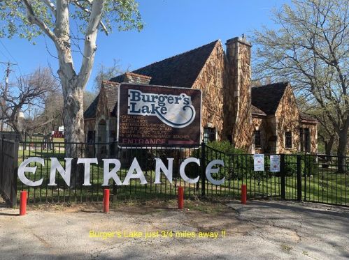 6112 Brocks Ln, Fort Worth TX  76114-2412 exterior