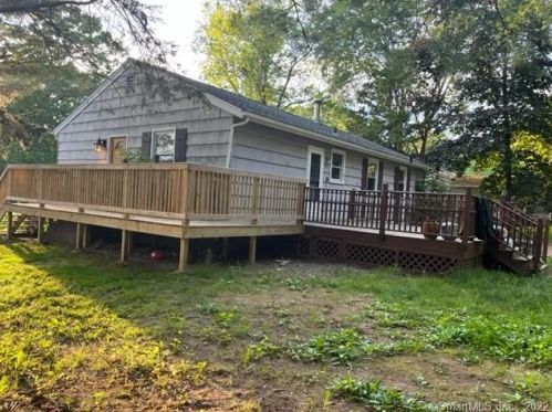 44 Harvard Ter, Gales Ferry, CT 06335-1415