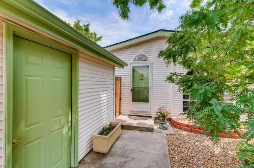 9124 Madeleine St, Denver, CO 80260-5190