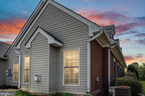 12010 Wood Pond Ct, Fredericksburg, VA 22407-2575