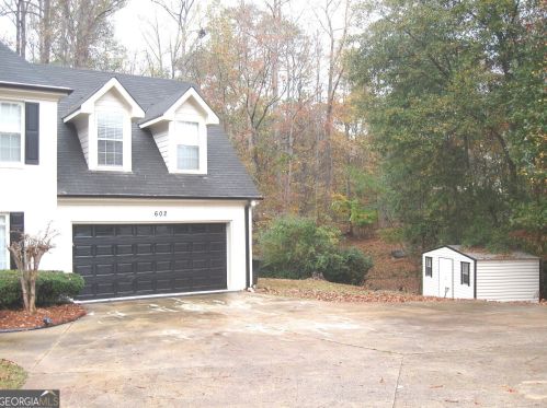 602 Wisteria Blvd, Porterdale, GA 30016-1306