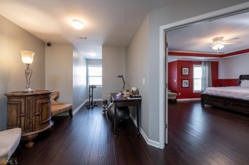 420 Fernbay Dr, Atlanta GA  30331-8956 exterior