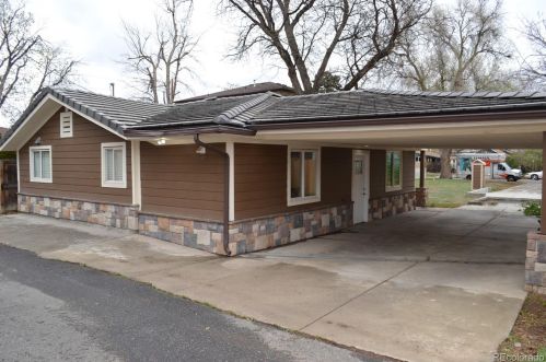 1675 Roslyn St, Denver CO  80220-1966 exterior