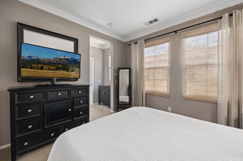 604 Water St, Anaheim CA  92805-4448 exterior