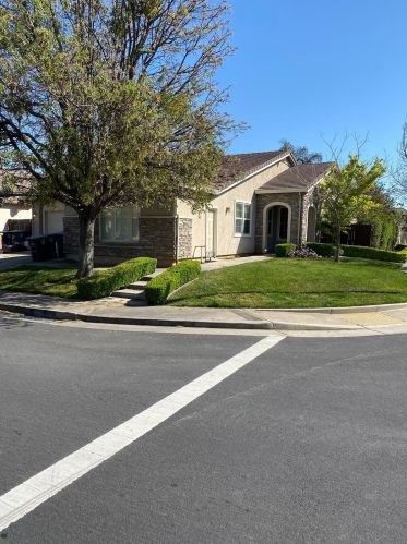 5610 Matina Dr, Elk Grove, CA 95757-1644