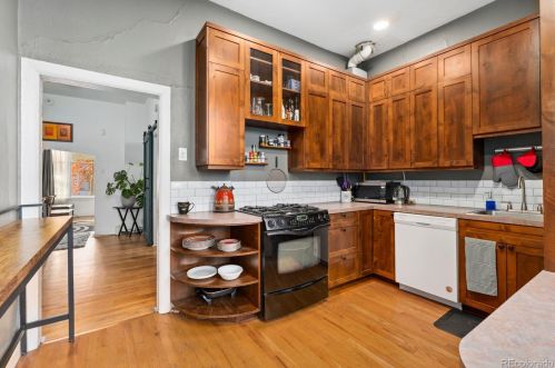 2318 Ogden St, Denver CO  80205-5137 exterior