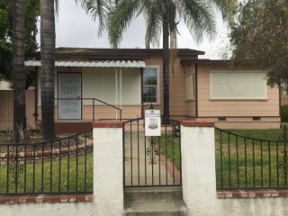 807 8th St, Upland CA  91786-6402 exterior