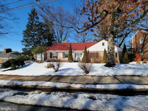 216 Spring Garden St, Ephrata, PA 17522-2522